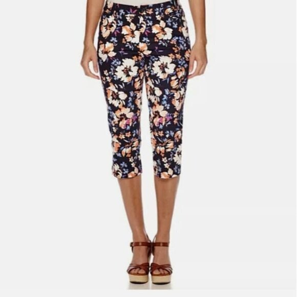 NEW St. John's Bay Blue Multi Floral Capri Cropped Pants 14 - Picture 1 of 5
